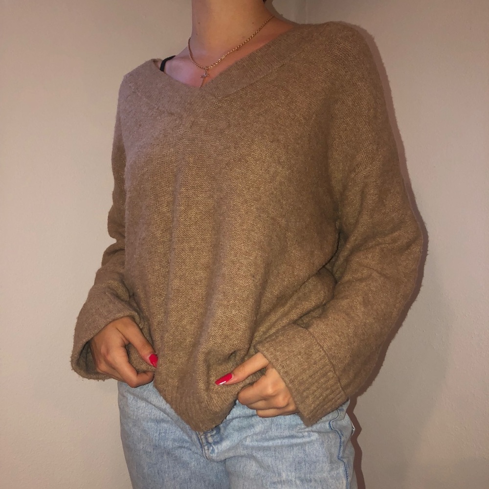 H&M SWEATER